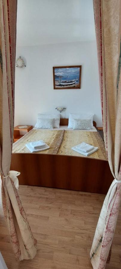 Milijana Apartments Rab Rab Town Buitenkant foto